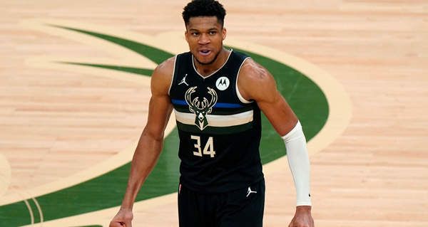 队的防守体 队的防守体