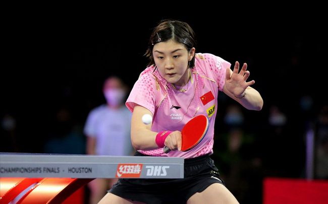 充满焦急 充满焦急