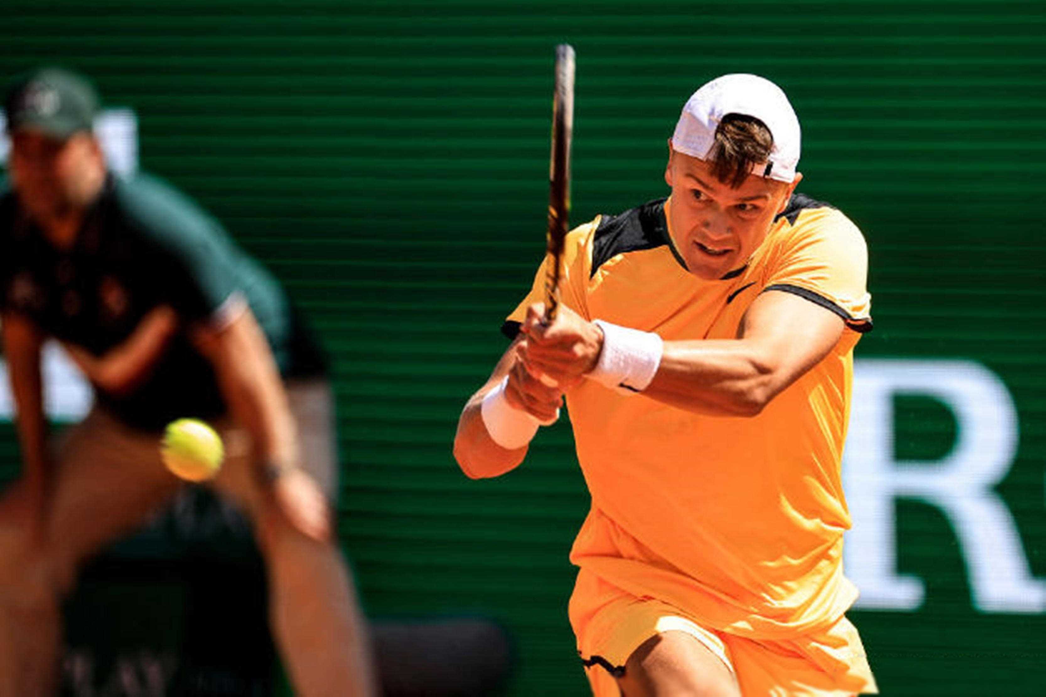 望他留队 望他留队